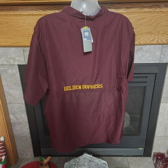 Minnesota Golden Gopher ProEdge Maroon Short Sleeve with UPF 50+ NWT - Picture 2 of 4